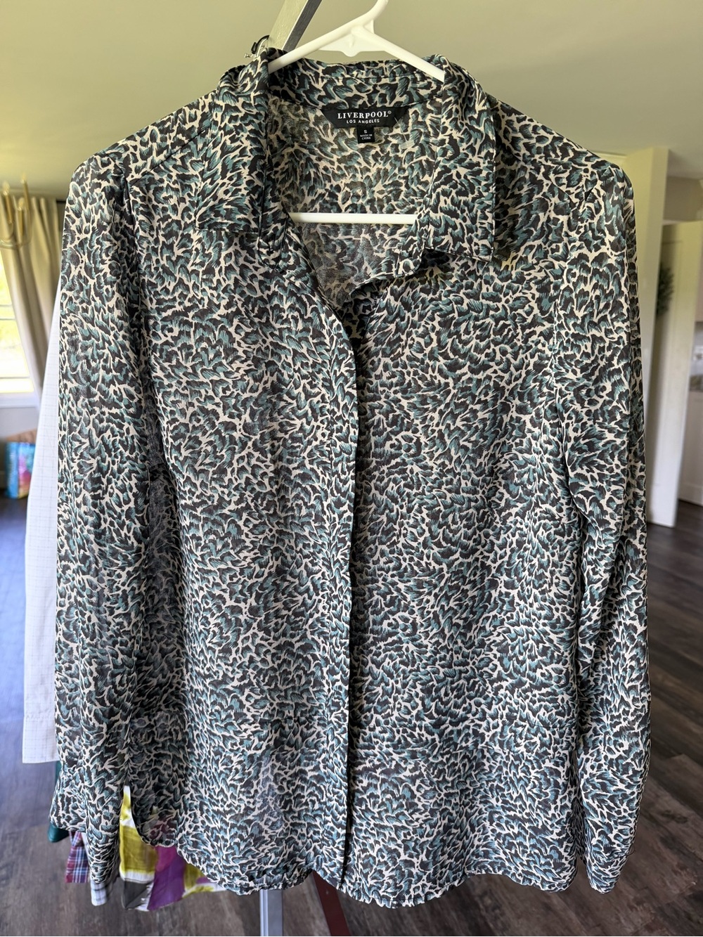 Liverpool leopard button blouse-size small-GUC - Picture 4 of 4
